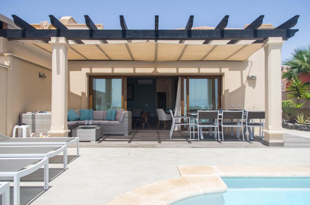 Luxurious Villa With Amazing Sea View And Pool Caleta De Fuste Luaran gambar
